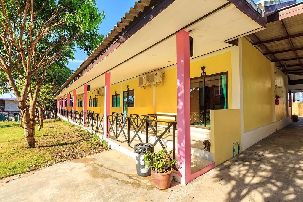 Phi Phi Chang Grand Resort Екстериор снимка